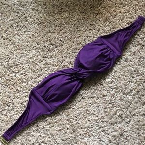 👙Mossimo bikini top Size S. Plum in color.